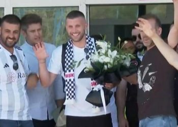 Ante Rebic, Beşiktaş için İstanbul’a geldi! Transferin maliyeti…