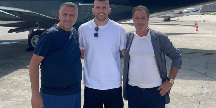 Ante Rebic, Beşiktaş için İstanbul’a geliyor! Transferin maliyeti…