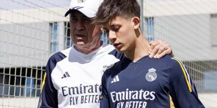 Arda Güler sakatlık nedeniyle Real Madrid egzersizinde yer almadı