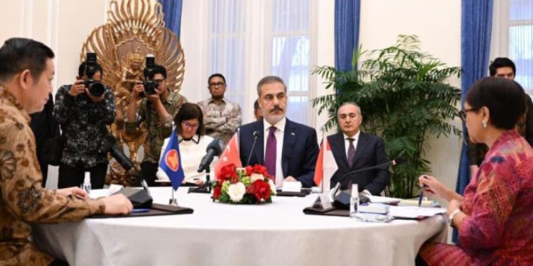 Bakan Fidan: “Arabuluculuk çalışmalarımızın somut sonuçlarından gurur duyuyoruz”