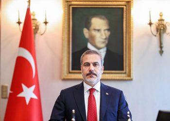 Bakan Fidan’dan kritik görüşme!