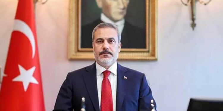 Bakan Fidan’dan kritik görüşme!