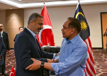 Bakan Fidan’dan Malezya’da kritik temaslar