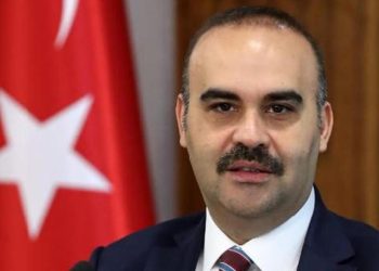 Bakan Kacır duyurdu: Sarsıntı bölgesinde, KOBİ’lere 450 milyon dolarlık finansman imkanı