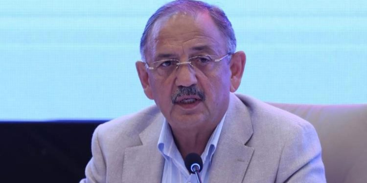 Bakan Özhaseki açıkladı: 100 köy konutunu teslim ettik