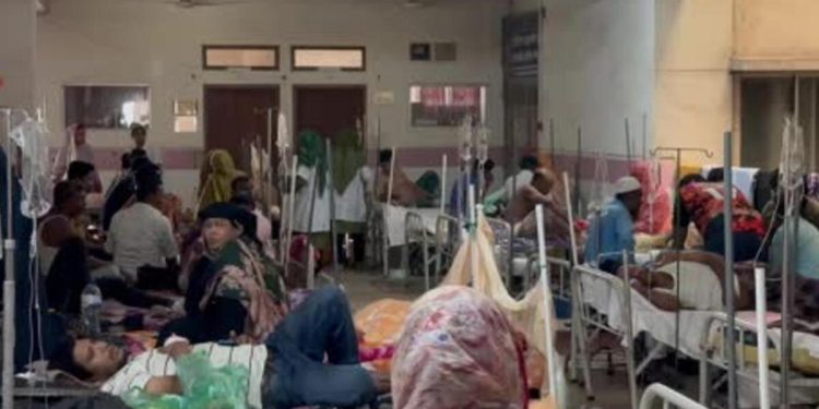 Bangladeş’te dang hummasından hayatını kaybedenler 62’ye yükseldi