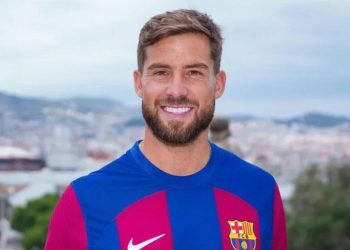 Barcelona, Inigo Martinez’i transfer etti