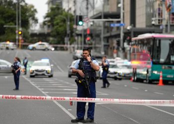 Bayanlar Dünya Kupası öncesi silahlı akın: 2 meyyit, 6 yaralı