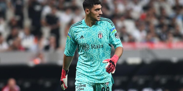 Beşiktaş, Emre Alim’in Fatih Karagümrük’e kiraladı!