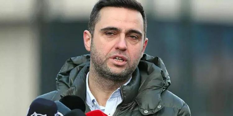 Beşiktaş Futbol Yöneticisi Ceyhun Yararı bugün istifasını sunacak