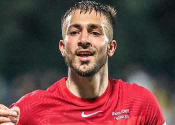 Beşiktaş, Halil Dervişoğlu transferini bitiriyor!