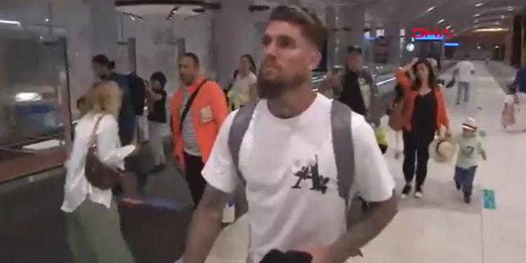 Beşiktaş’ın yeni transferi Lyanco, İstanbul’a geldi