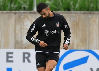 Beşiktaş’ta kampın yıldızı Ghezzal oldu! Şenol Güneş’ten yeni vazife…