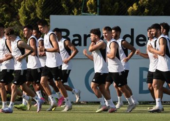 Beşiktaş’ta Kerem Atakan Kesgin ve Emrecan Bulut: Şampiyonluk kupasını istiyoruz