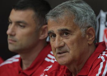 Beşiktaş’ta Şenol Güneş’ten şampiyonluk kelamları ve transfer açıklaması: ‘Acilen almamız lazım’