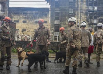 Brezilya’da 8 meyyit, 5 kayıp! 4 katlı apartman çöktü