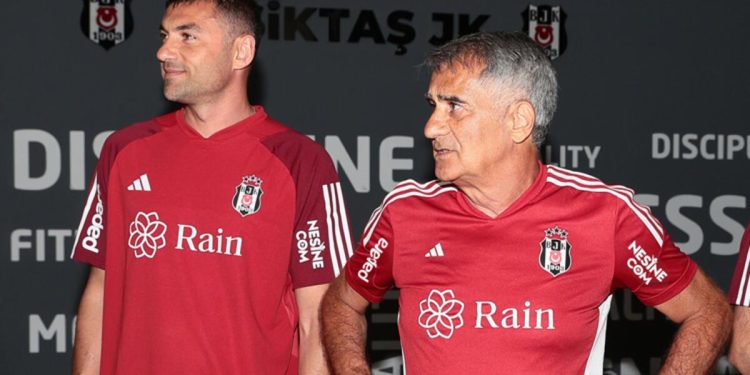 Burak Yılmaz, Beşiktaş’ta misyona başladı!