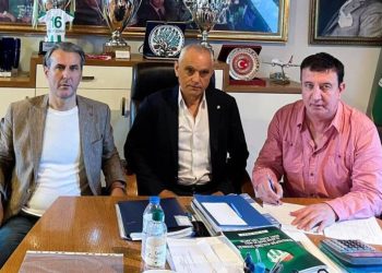Bursaspor’un yeni teknik yöneticisi belirli oldu