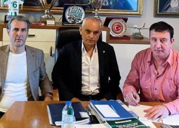 Bursaspor’un yeni teknik yöneticisi Yalçın Gündüz oldu