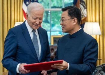 Çin’in yeni Washington Büyükelçisi Biden’a itimat mektubunu verdi