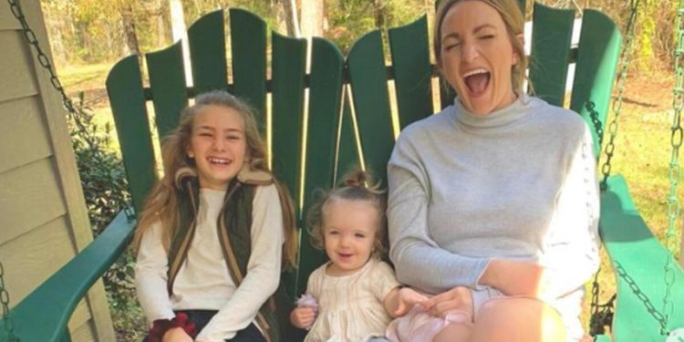 Çocuk yıldız 15 yaşında anne olup mesleğine veda etmişti: Küçük bir kasabada kısıtlı bütçeyle yaşadım, cep telefonum bile yoktu