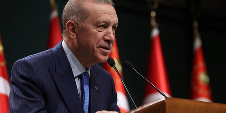 Cumhurbaşkanı Erdoğan’dan Filenin Efeleri’ne tebrik