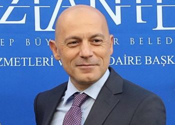 Cüneyt Çakır’a Rusya Futbol Federasyonu’ndan görev! Uzman Hakem Komitesi…