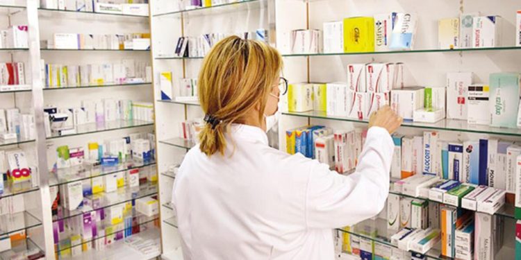 Eczacılar ilaç fiyatları için ‘yeni model’ daveti yaptı