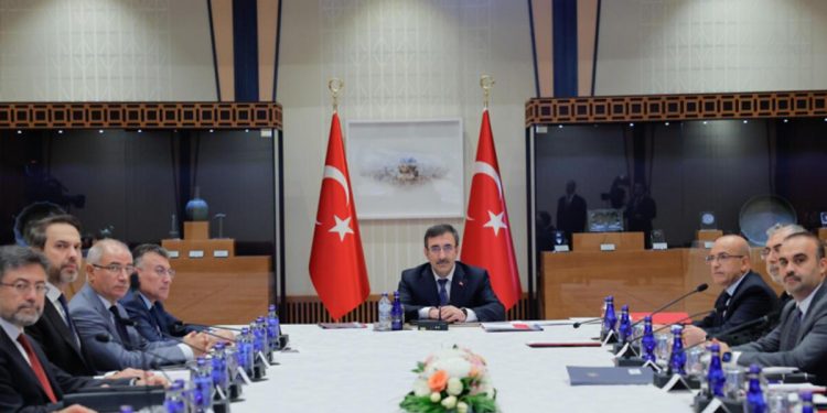 EKK toplantısı sona erdi: Enflasyon tek haneli düzeylere düşürülecek