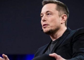 Elon Musk uzayın işvereni oldu