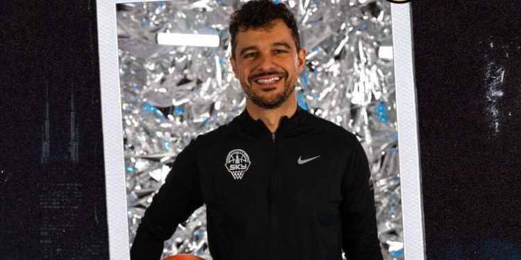 Emre Vatansever, WNBA ekibi Chicago Sky’ın başantrenörü oldu