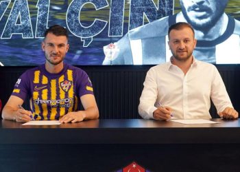 Eyüpspor, Robin Yalçın’ı renklerine bağladı
