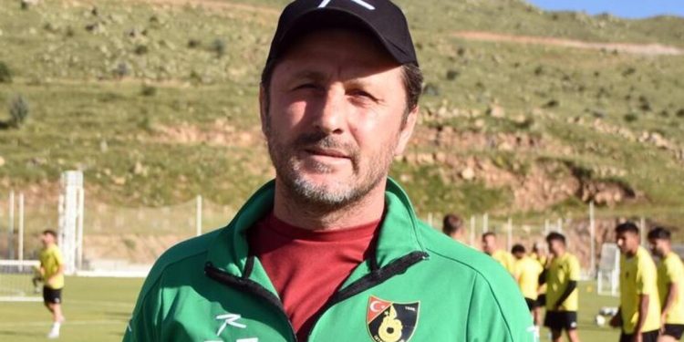 Fatih Tekke, Üstün Lig’deki gayesini açıkladı! “Ligde kalmak…”