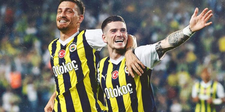 Fenerbahçe 5-0 Zimbru (Maçın özeti)