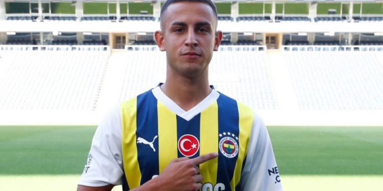 Fenerbahçe, Bartuğ Elmaz transferini açıkladı! Eski Galatasaraylı…