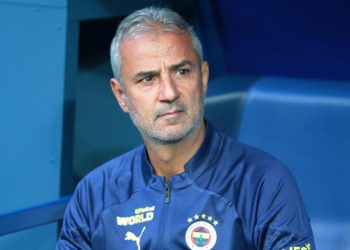 Fenerbahçe Teknik Yöneticisi İsmail Kartal’dan transfer açıklaması: 3 bölgeye oyuncu alacağız