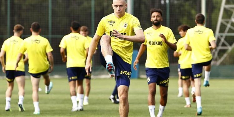 Fenerbahçe, yeni dönem hazırlıklarının İstanbul etabını tamamladı