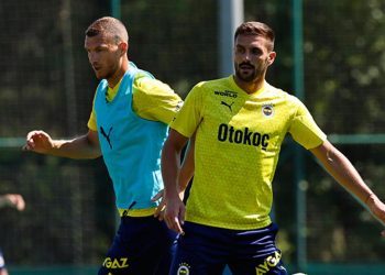 Fenerbahçe’de Tadic’i birinci karşılayan kaptan Dzeko oldu! Kadroyla birinci tanışma…