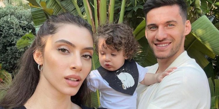 Fenerbahçeli Umut Nayir: Eşimi birinci kere memnun ve heyecanlı gördüm