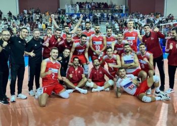 Filenin Efeleri yarı finalde!