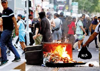 Fransa’da ürkütücü gelişme! Katil polise bağış yağıyor