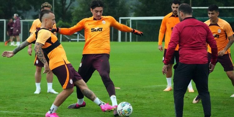 Galatasaray yeni dönem hazırlıklarına devam etti