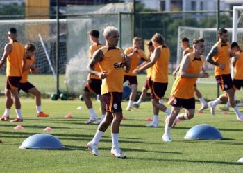 Galatasaray, yeni dönem hazırlıklarını sürdürdü