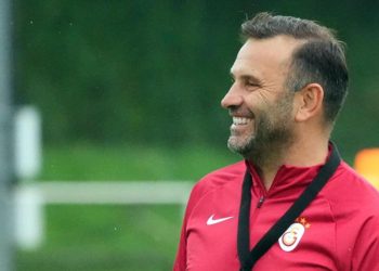 Galatasaray’da Okan Buruk’tan Mauro Icardi ve Dries Mertens açıklaması: Şimdi bir imza yok