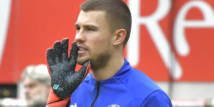 Göztepe, Mateusz Lis’e imzayı attırıyor