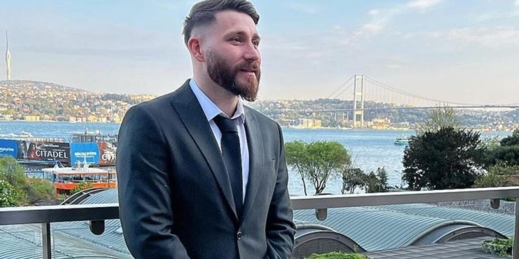 Göztepe, Tunay Torun’la temasta