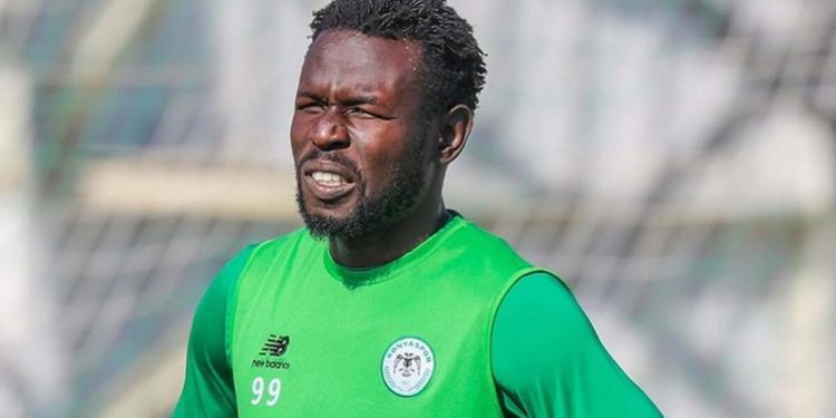 Göztepe’de maksat Mame Diouf