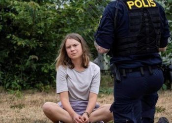 Greta Thunberg İsveç’te petrol tankerlerine mahzur olduğu için mahkemeye çıkacak