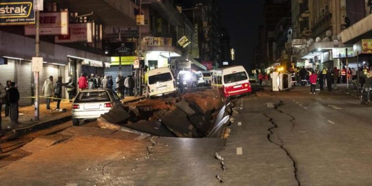 Güney Afrika’da müthiş patlama