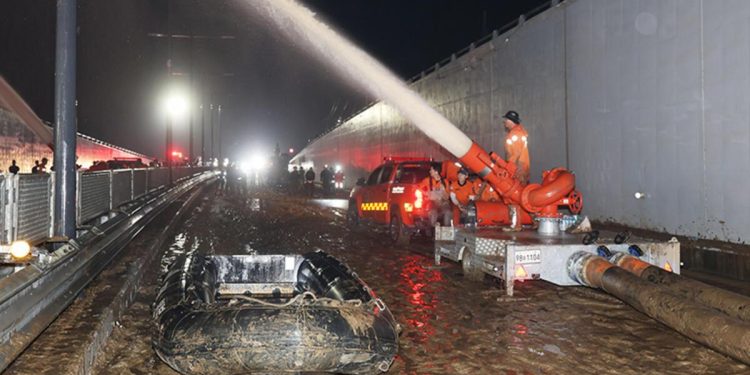 Güney Kore’deki sel felaketinin bilançosu ağırlaşıyor